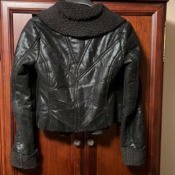 Suede looks chic ladies black jacket multi-fabric super cool soft light fleece! - Picture 2 of 9